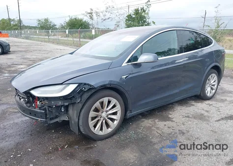 2018 Tesla Model X 100D/75D/P100D из США, поврежденный, VIN 5YJXCDE21JF088101